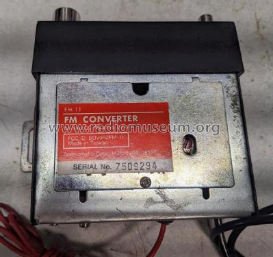 FM Converter F11; Sparkomatic (ID = 2875082) Adattatore