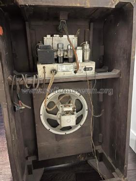 79 ; Sparton of Canada; (ID = 2877933) Radio