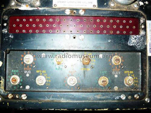 Gyropilot - Amplifier assembly A-12; Sperry Gyroscope (ID = 1789568) Misc