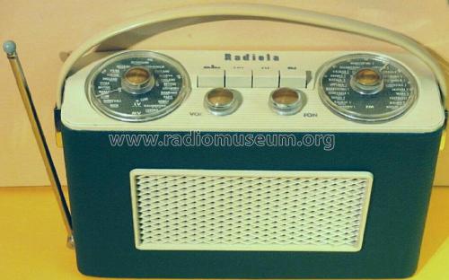 Radiola 2273; SR, Svenska (ID = 2398946) Radio