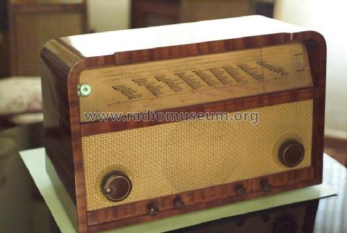 Radiola 1445LV; SR, Svenska (ID = 970508) Radio