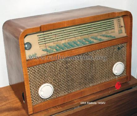 Radiola 1454 V; SR, Svenska (ID = 1189701) Radio