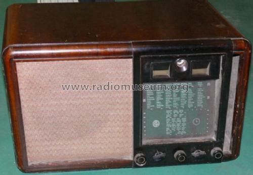 Szuper 42 4255; Standard; Budapest (ID = 992499) Radio