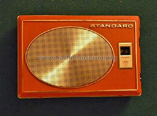 SR-F412; Standard Radio Corp. (ID = 1370933) Radio