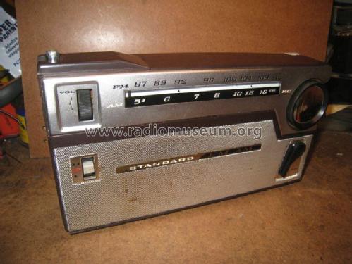 SR-J100F; Standard Radio Corp. (ID = 1833917) Radio