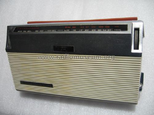 SR-Q832FL; Standard Radio Corp. (ID = 1573431) Radio