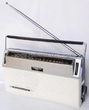 SR-Q832FL; Standard Radio Corp. (ID = 1925440) Radio