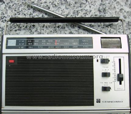 SR-RQ520FL; Standard Radio Corp. (ID = 1471405) Radio