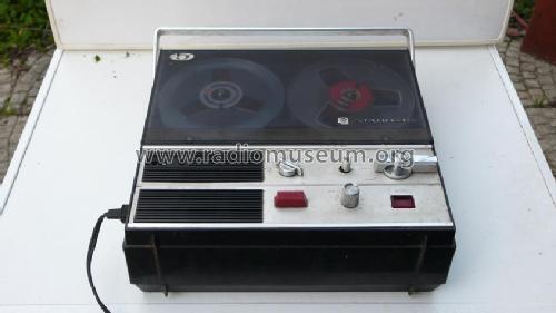 Tape Recorder SR 501; Standard Radio Corp. (ID = 1588914) R-Player