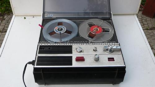 Tape Recorder SR 501; Standard Radio Corp. (ID = 1588915) R-Player