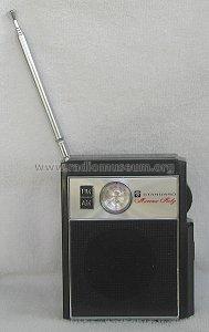 Micronic Ruby SR-K71F; Standard Radio Corp. (ID = 262811) Radio