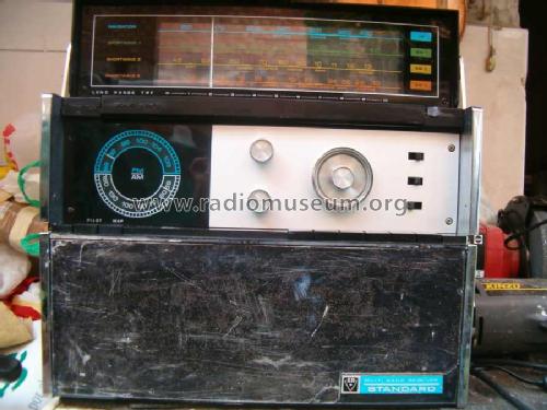 Multi Band Receiver SR-RV4000F; Standard Radio Corp. (ID = 849745) Radio