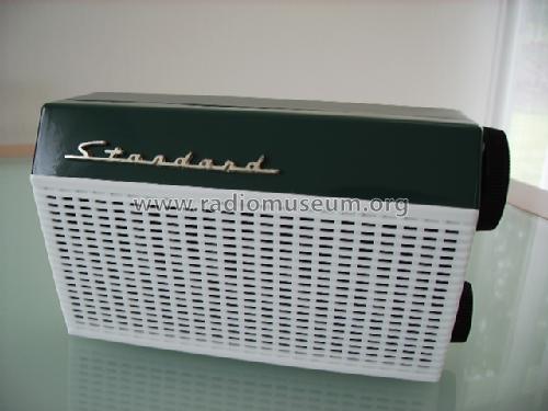 SR-F 21 ; Standard Radio Corp. (ID = 780856) Radio