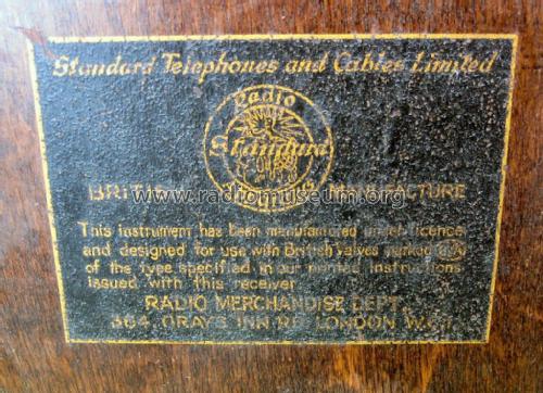 Standard 40; Standard Telephones (ID = 1996578) Radio