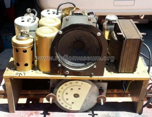 550 Ch= 55; Standard Telephones (ID = 2630576) Radio