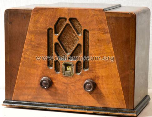 550 Ch= 55; Standard Telephones (ID = 2890035) Radio