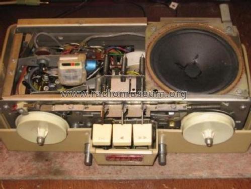 Stellaphone brand reel to reel recorder fitted with Synchrotape high  fidelity audio tape typical of 1950s and 1960s equipment. UK studio. (133  Stock Photo - Alamy