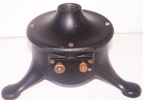 33 ; Sterling Telephone & (ID = 3043718) Speaker-P