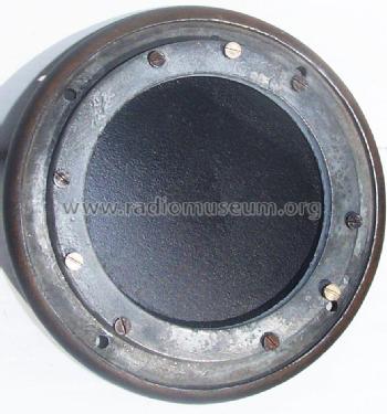 33 ; Sterling Telephone & (ID = 3043720) Speaker-P