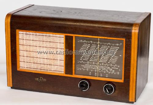 RFT Einheitssuper 4U62T Holzgehäuse; Stern-Radio Staßfurt (ID = 2630413) Radio