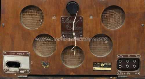 V32; Stern & Stern (ID = 2695183) Radio