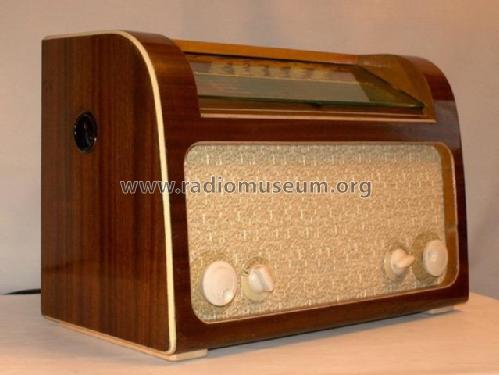 V 439; Stern & Stern (ID = 2458867) Radio