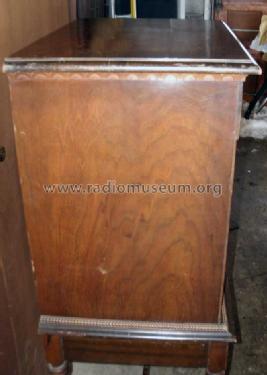 Sheraton 58 highboy 900 Ch= 903; Stewart Warner Corp. (ID = 893502) Radio