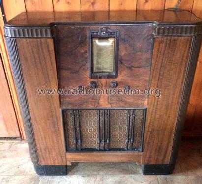 Console Grand 837G Ch= 837; Stromberg-Carlson (ID = 2561245) Radio