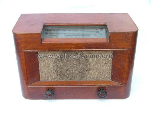 Tallinn P-2 ; Punane, (ID = 170654) Radio