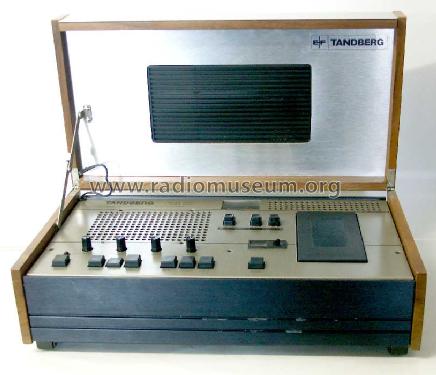 TCR 222; Tandberg Radio; Oslo (ID = 313855) Reg-Riprod