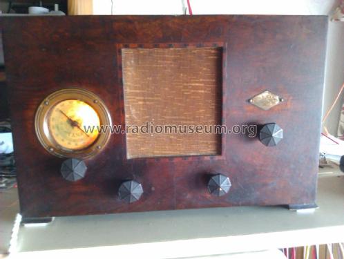 435; Tank Radio; (ID = 2651509) Radio