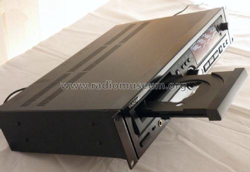 Tascam CD Rewritable Recorder CD-RW750 R-Player TEAC; Tokyo
