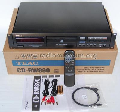 Compact Disc Recorder CD-RW890E; TEAC; Tokyo (ID = 1856113) R-Player