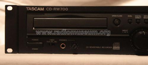 TASCAM CD Rewritable Recorder CD-RW700; TEAC; Tokyo (ID = 1802335) R-Player