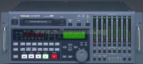 Tascam Digital Multitrack Recorder DA-98HR; TEAC; Tokyo (ID = 1749117) R-Player
