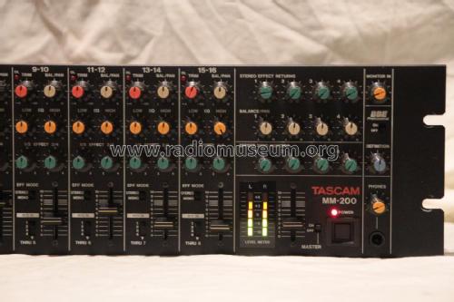 TASCAM Line-Level Rack Mixer MM-200; TEAC; Tokyo (ID = 2173934) Ampl/Mixer