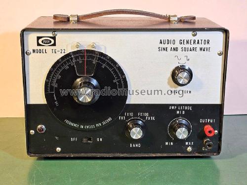 Audio Generator TE-22; Tech Instruments Co. (ID = 3125415) Equipment