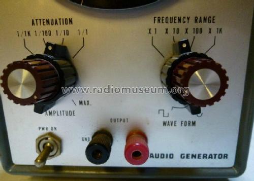 Audio Generator TE-22D; Tech Instruments Co. (ID = 1765327) Equipment