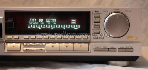 Compact Disc Player SL-P555; Technics brand (ID = 2094948) R-Player