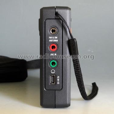 DSP Receiver PL-390; Tecsun 德生通用电器... (ID = 1047804) Radio