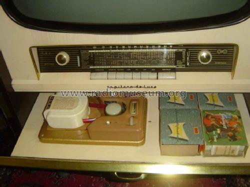 Capitano de luxe SK463 FW4117 TF4 + FW4217 TF4; Tefi-Apparatebau; (ID = 316626) TV Radio