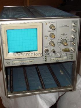 150 MHz Oscilloscope 7704; Tektronix; Portland, (ID = 1634614) Equipment