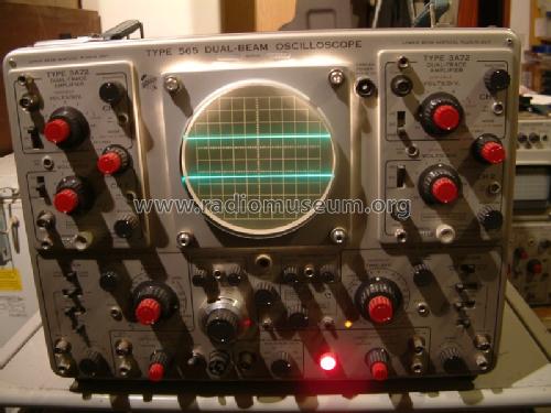 Dual-Beam Oscilloscope 565; Tektronix; Portland, (ID = 1288448) Equipment