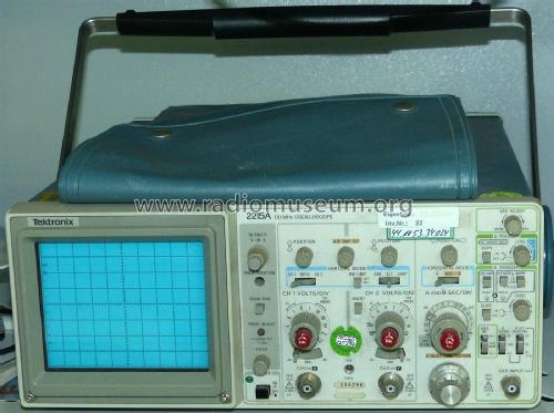 Oscilloscope 2215A; Tektronix; Portland, (ID = 2293855) Equipment