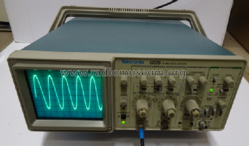 Oscilloscope 2225; Tektronix; Portland, (ID = 2619254) Equipment