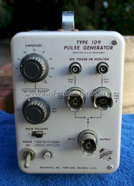 Pulse Generator 109; Tektronix; Portland, (ID = 1345719) Equipment