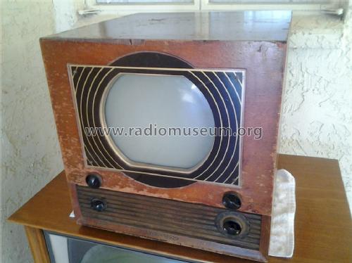 TV209 ; Tele-Tone Radio Corp (ID = 1448262) Television