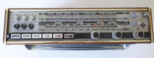 Bajazzo de Luxe 3611; Telefunken (ID = 2627197) Radio