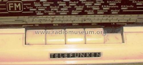 Concertina FM A-1957-FM-E; Telefunken (ID = 2002023) Radio