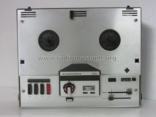 Magnetophon 230 M-230; Telefunken (ID = 1916540) R-Player